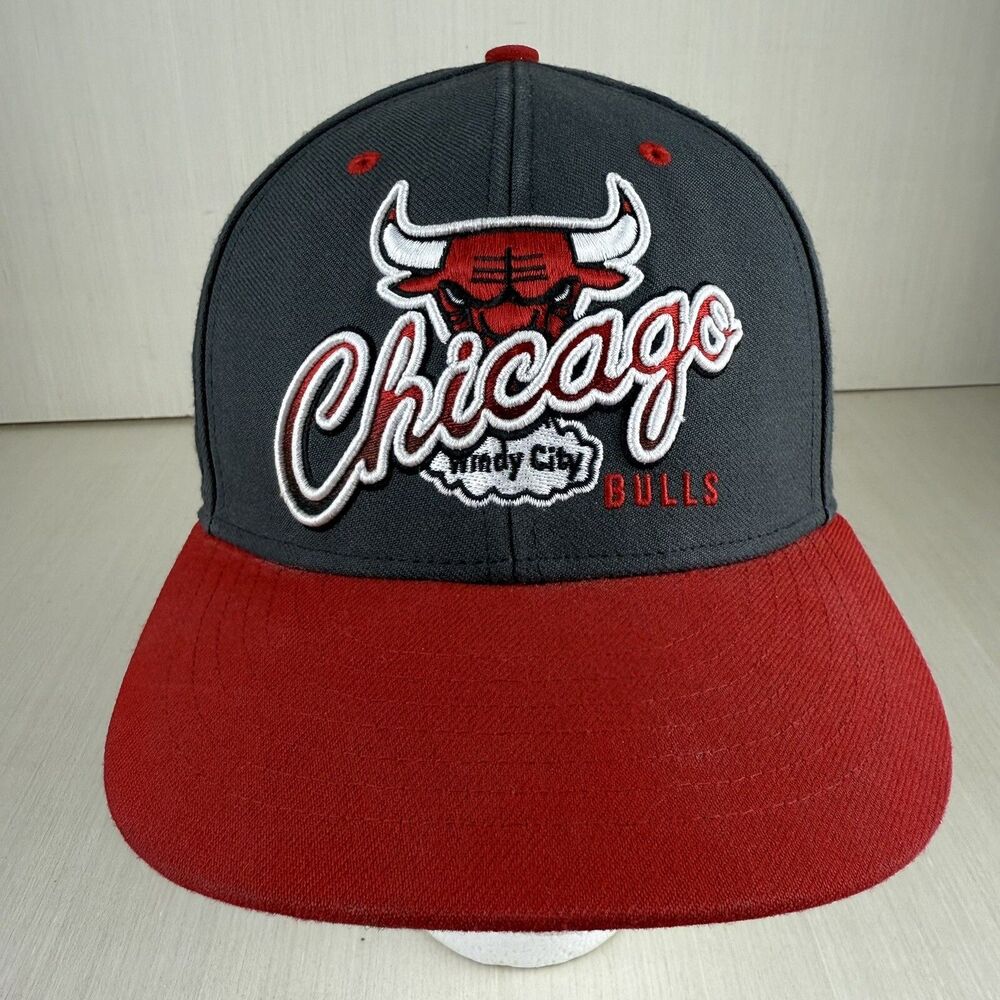 Chicago Bulls Hat Cap Hardwood Classics Windy City Gray Red 47 Brand Snap Back